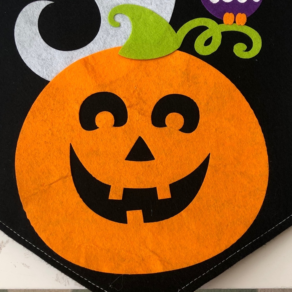 🎃 Happy Halloween Felt Banner with 👻🦉🎃 - Picture 2 of 4